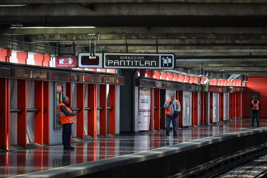 Encuentran un hombre muerto en el Metro Pantitlán Qué pasó