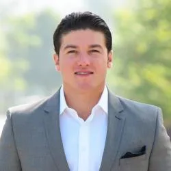 A qué partido pertenece samuel garcía 