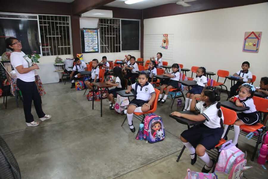 scjn aprueba que se repartan libros de la sep en chihuahua