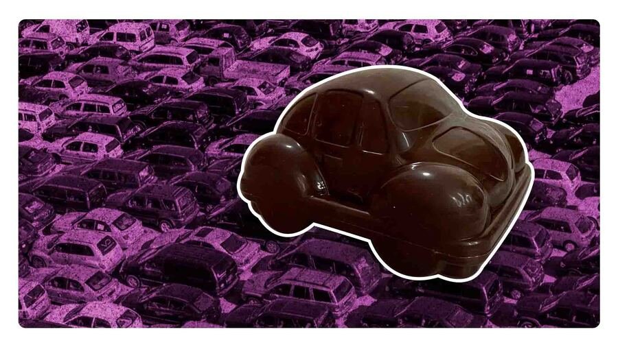 Regulan autos de chocolate