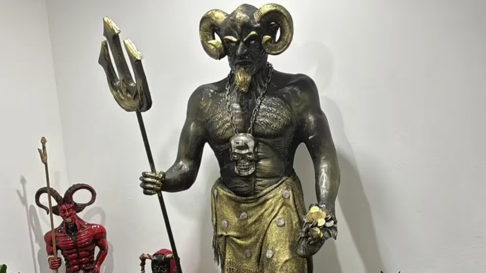 Hallan altar satánico en presunto refugio de La Unión Tepito