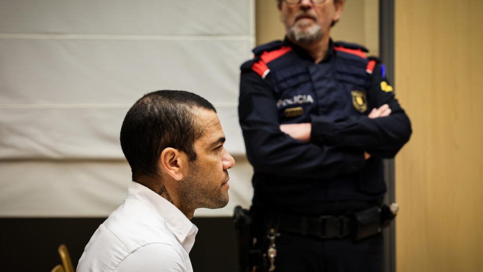 sentencian a dani alves culpable y seguira en prisión por 4 años más