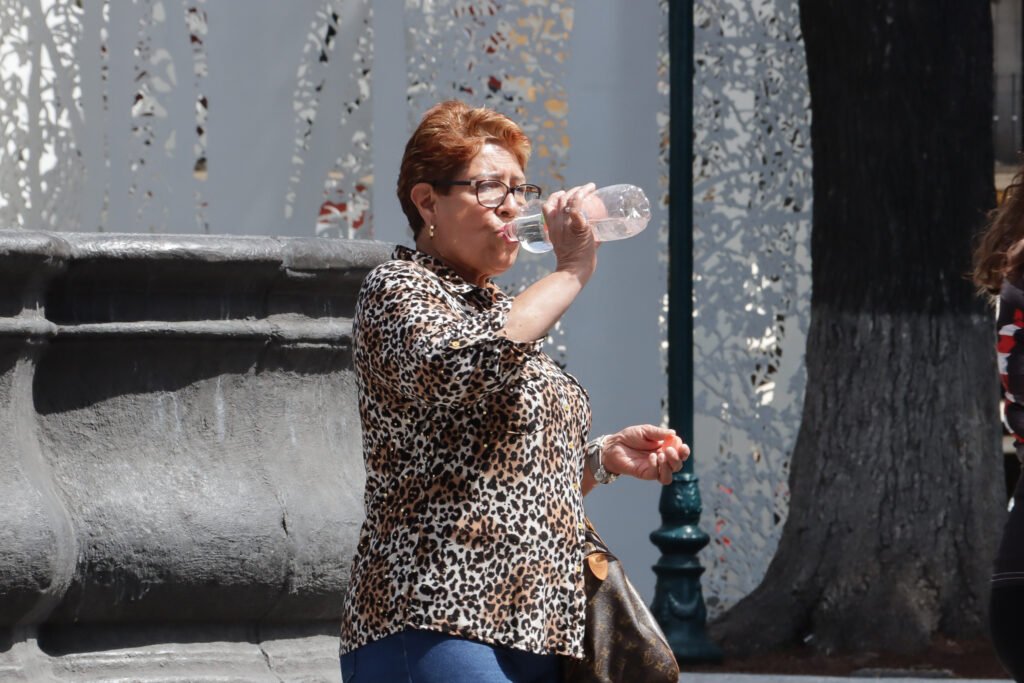 activan alerta naranja por altas temperaturas en Mexico