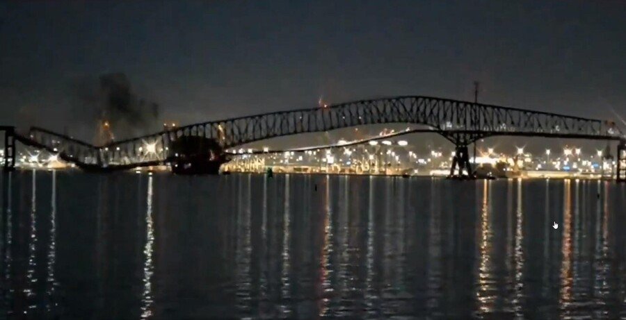 cae el puente francis scott key en baltimore en maryland