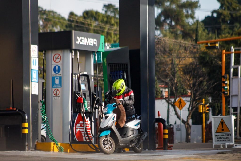 baja el precio de la gasolina por semana santa, te decimos donde y cuando