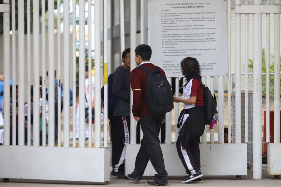 suspenden las clases por el eclipse solar de 2024