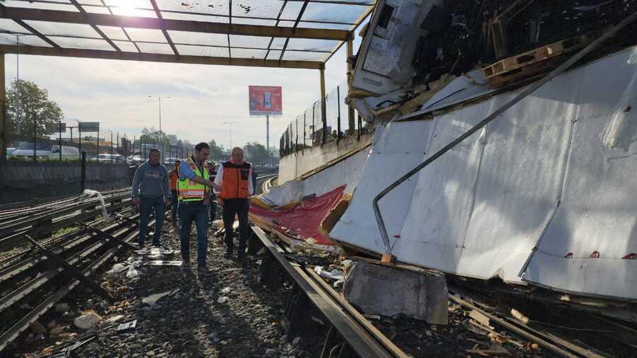 Un tráiler que se volcó sobre Circuito Interior provocó afectaciones en la Línea 5 del Metro de la CDMX