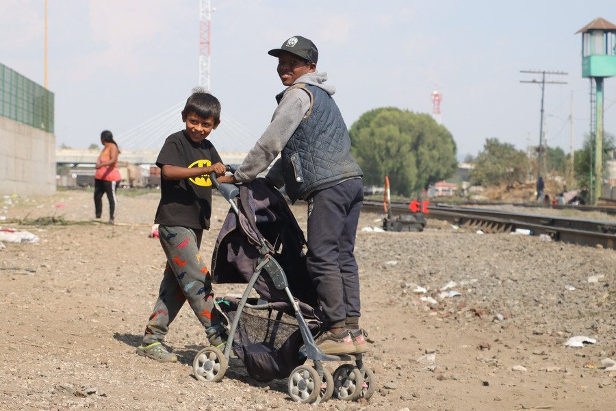 El programa Círculos de Protección del DIF atenderá y brindará servicios a la niñez migrantes y sus familias