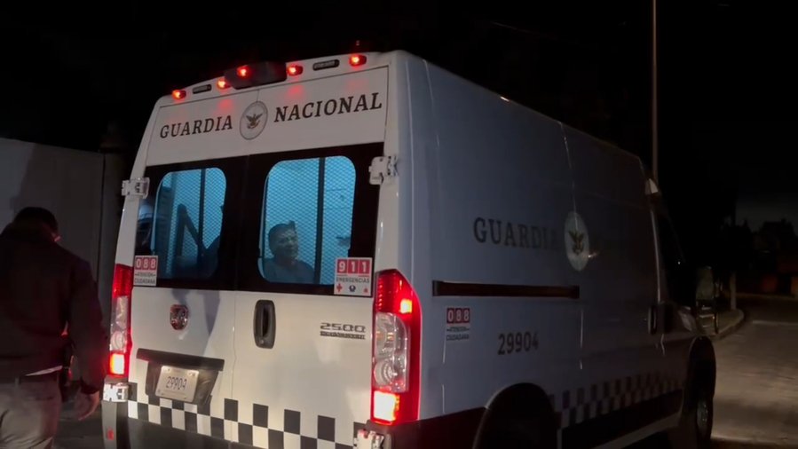 Por la madrugada del 14 de agosto, Mario Marín abandonó el penal del Altiplano tras obtener prisión domiciliaria
