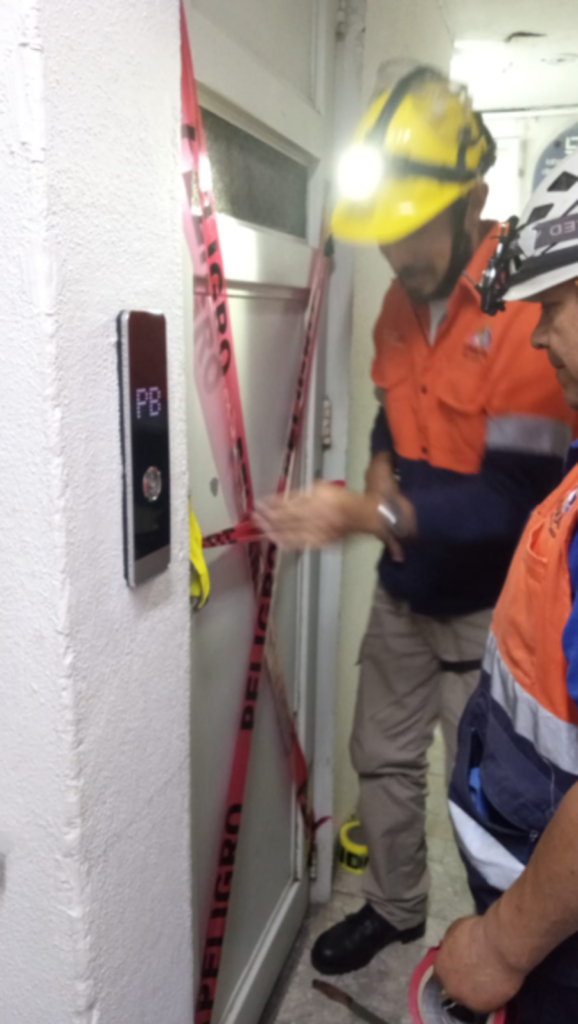 ERUM confirma muerte de una persona tras caer del cubo de un elevador en la alcaldía Coyoacán
