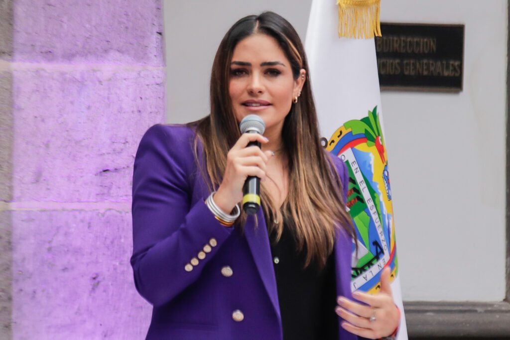 Tribunal Electoral aprueba victoria de Alessandra Rojo