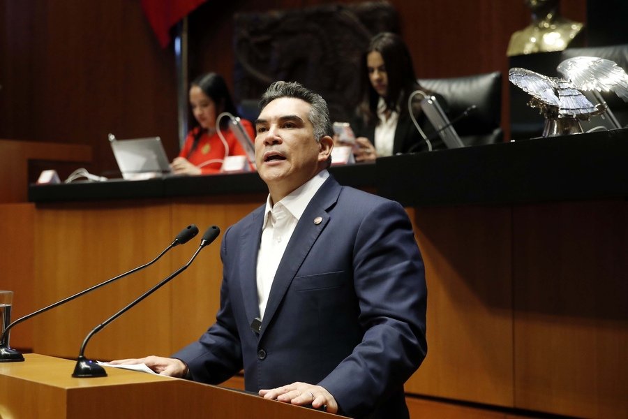 Senado aprueba "supremacía constitucional"; no habrá amparos ni impugnaciones contra reformas constitucionales
