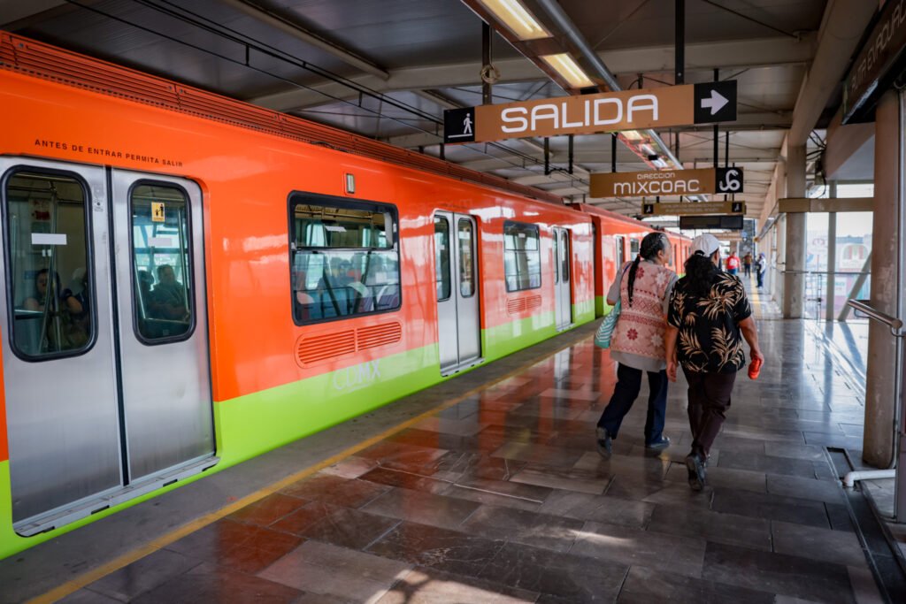 Multas por quedarse dormido en el metro: ¿De cuánto son?