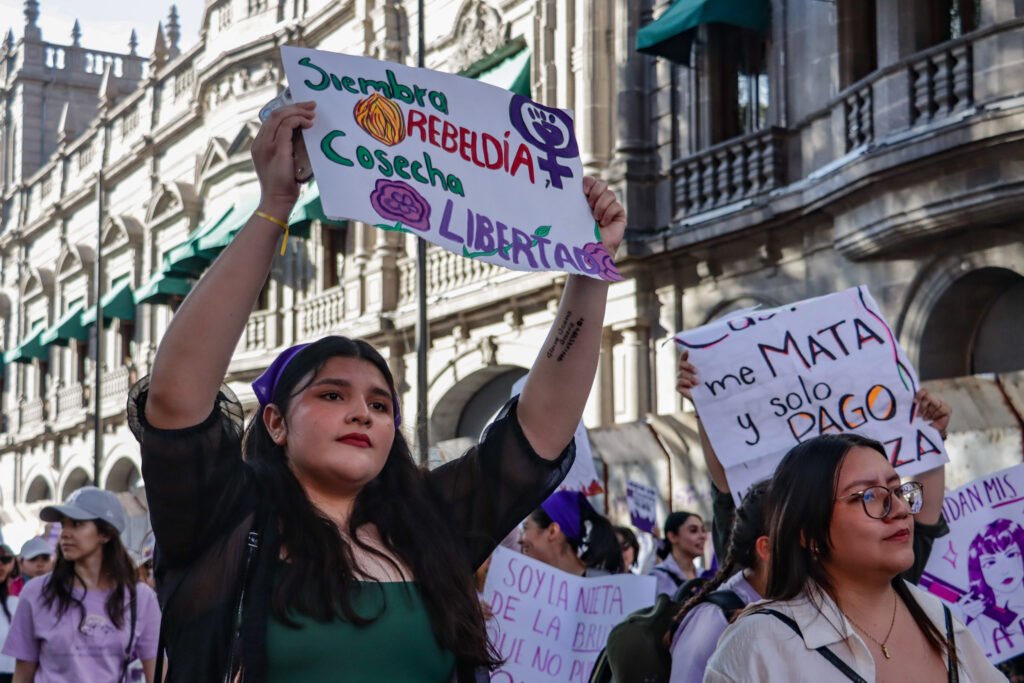Donald Trump vs. el Movimiento 4B