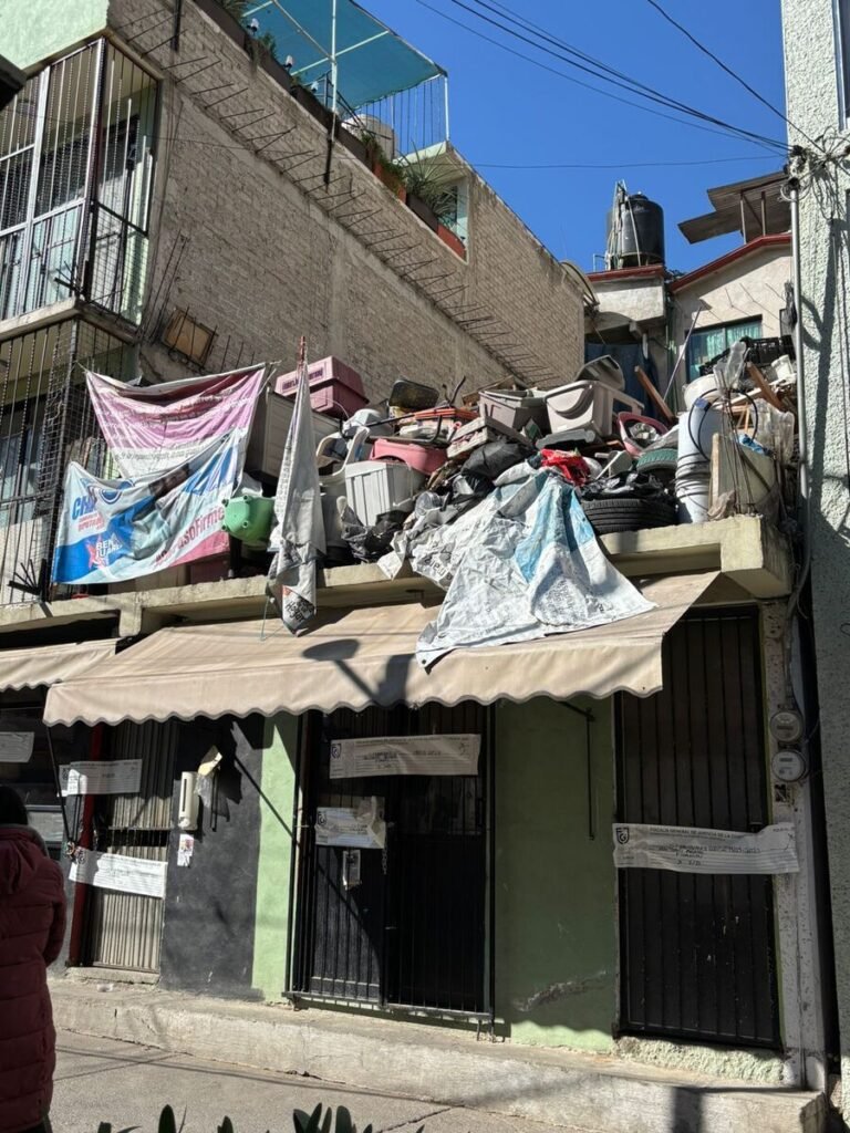 Clausuran alberge de animales tras operativo en la colonia Narvarte por presunto maltrato animal