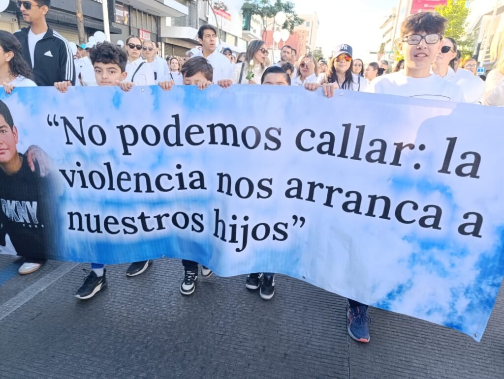 A los niños Gael y Alexander, y a su padre Antonio, la inseguridad en Culiacán, Sinaloa les arrebató la vida.