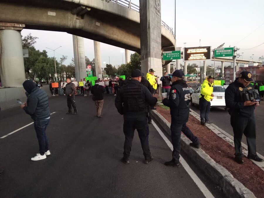 Bloqueo en la México - Cuernavaca fue por retiro de comerciantes en operativo de reordenamiento territorial