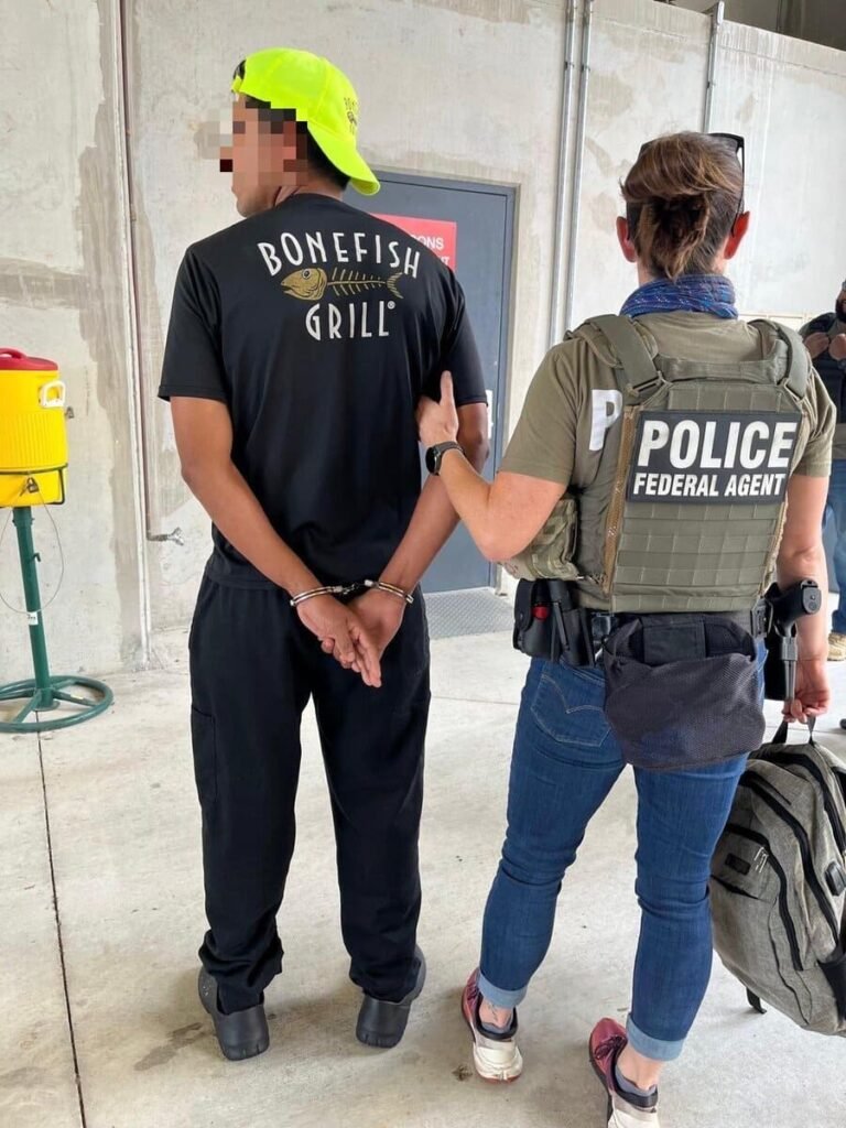 méxico recibe a migrantes dpeortados de estados unidos