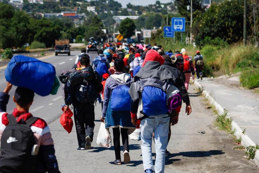 donald trump firma órden ejecutiva que cierra la frontera a migrantes