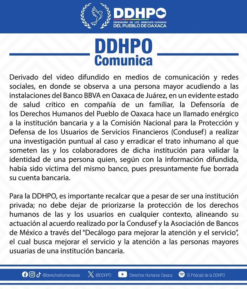 Una mujer de 96 años fue obligada a ir en una camilla a una sucursal de BBVA para poder hacer un trámite.