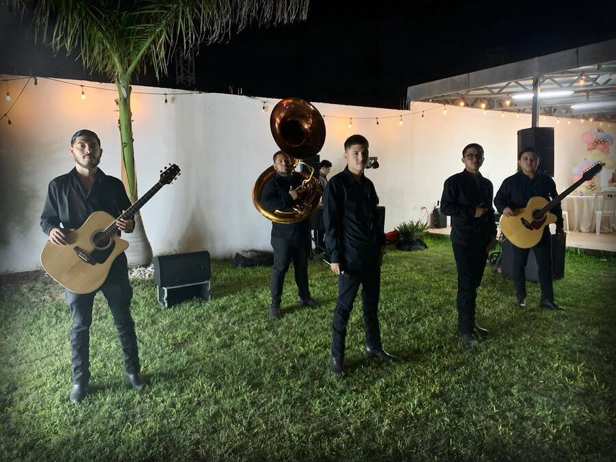 Vocería de seguridad del estado reporta el hallazgo de cinco cuerpos sin vida. podrín ser de miembros desaparecidos de Grupo Fugitivo en Tamaulipas; se espera la confirmación de la Fiscalía