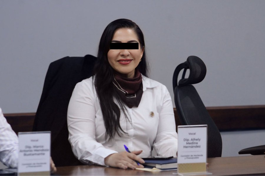 Morena suspende de sus cargos y revoca sus derechos partidistas de manera temporal a la diputada que es investigada por el Caso Zimapán, Hidalgo