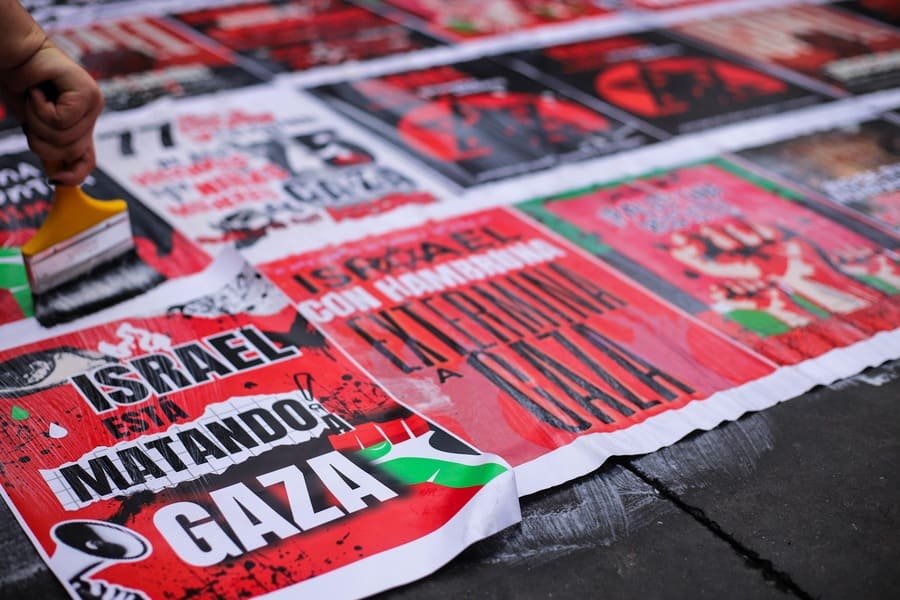Entregan viveres en la franja de gaza