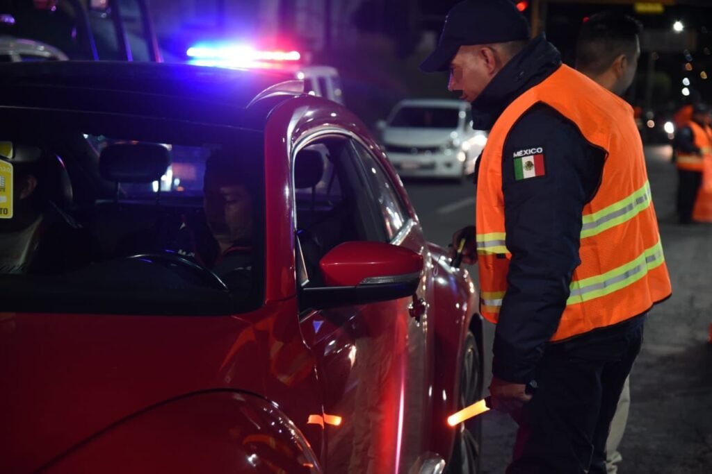 Multa por dejar autos abandonados en CDMX
