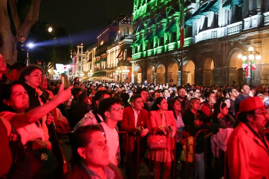 Imagen de claudia sheinbaum para nota de a qué hora es el grito de independencia de méxico 2025