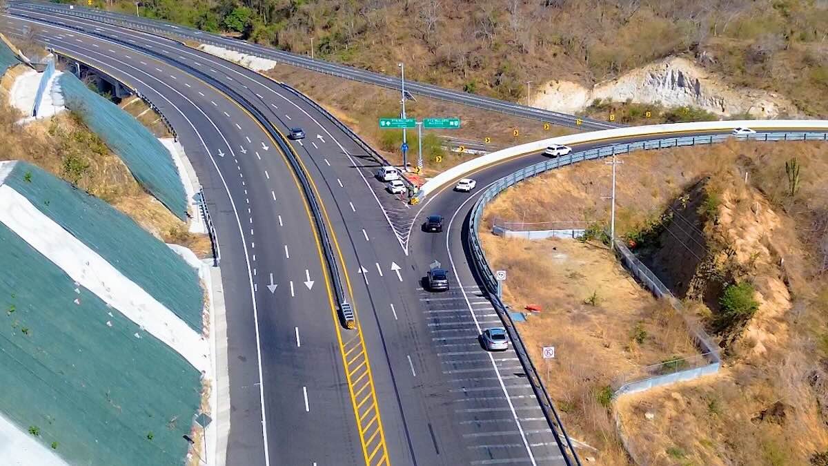 Imagen de la autopista jala-puerto vallarta