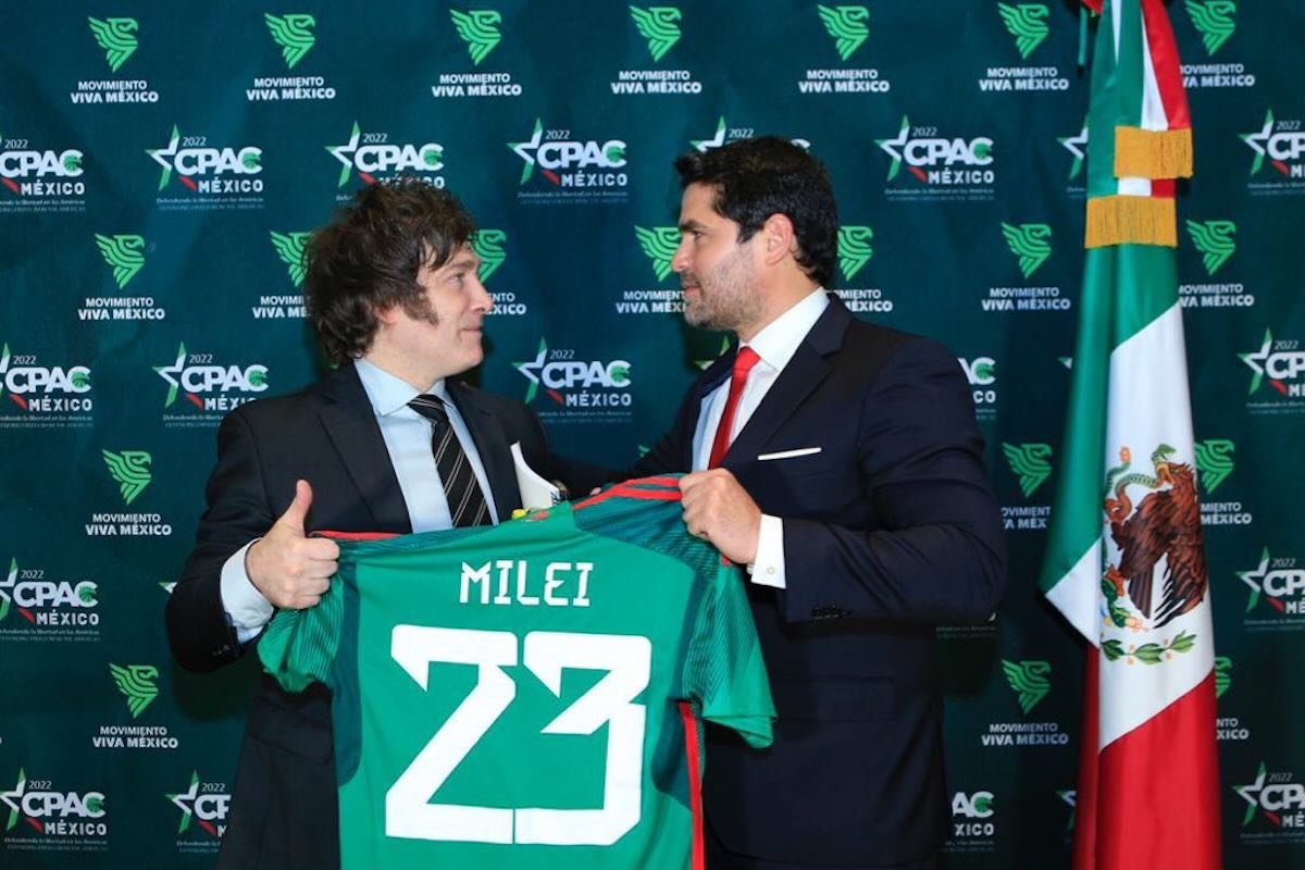 foto de milei y eduardo verástegui