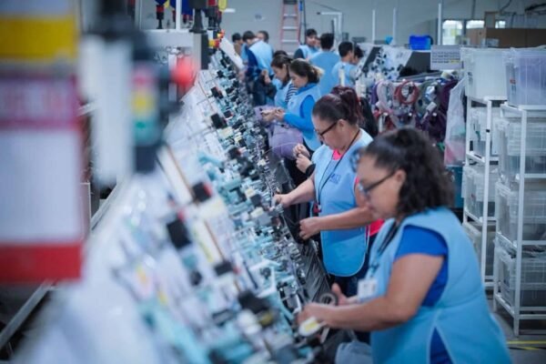 foto para nota de la jornada laboral de 40 horas