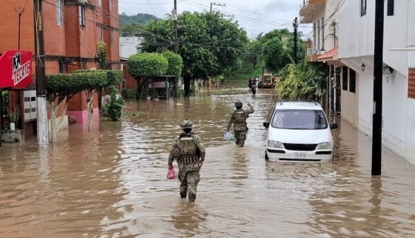 Lluvias en México dejan varios muertos, inundaciones y daños en cuatro estados
