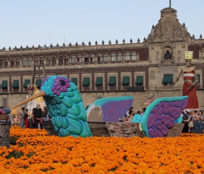El lunes 3 de noviembre de 2025 es festivo