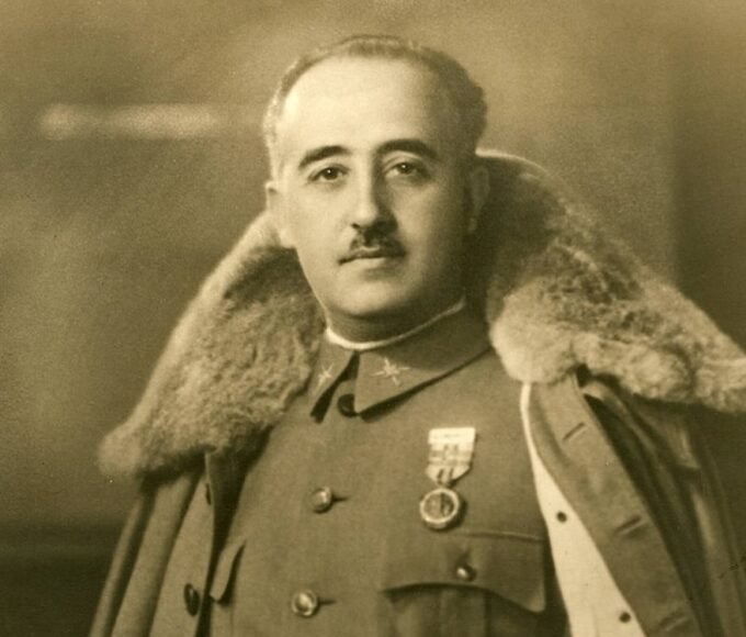 foto para nota de francisco franco