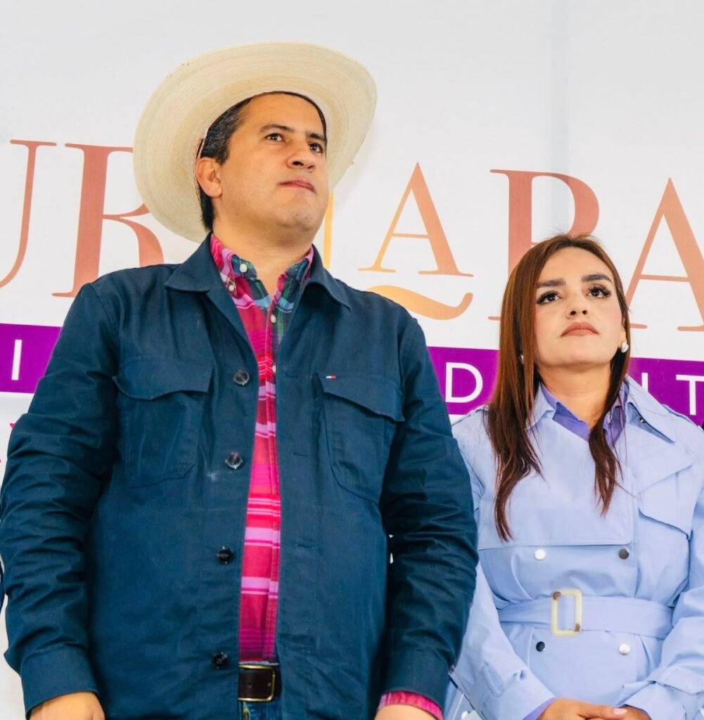 foto para nota de grecia quiroz y carlos manzo