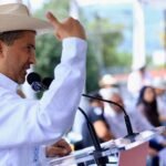 foto de carlos manzo