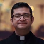 foto del sacerdote ernesto baltazar