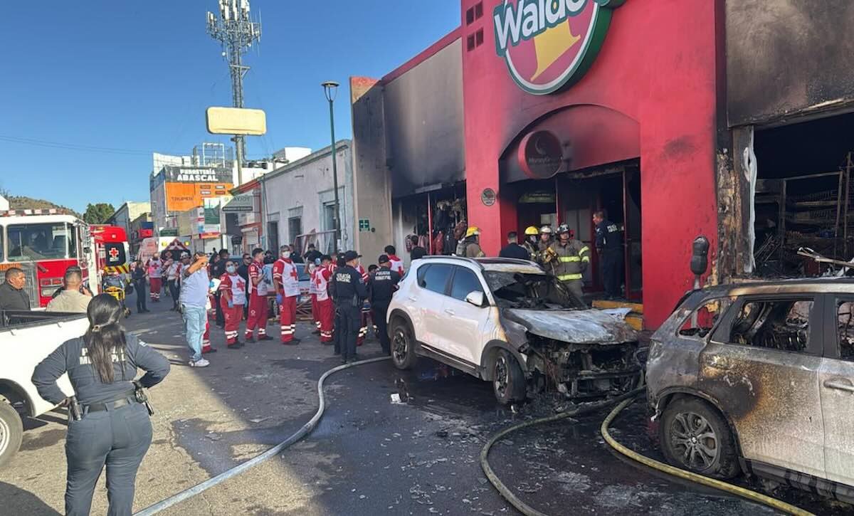 foto de la explosión en el waldos de hermosillo, sonora