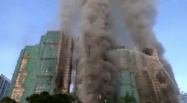 Incendio en Hong Kong: cifra de muertos aumenta a 128
