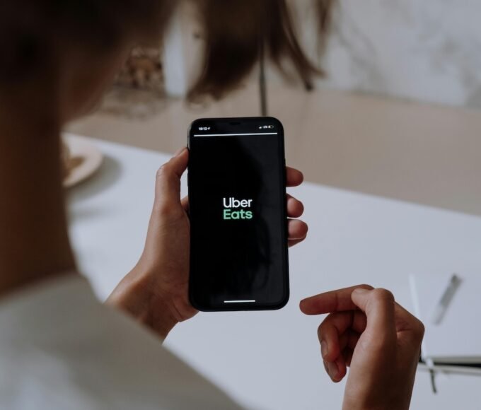 Foto para nota de cobro a uber y rappi en cdmx