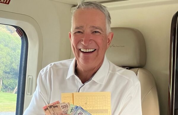 foto de ricardo salinas pliego para nota del cobro del SAT