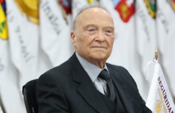 foto del extitular de la fgr alejandro gertz manero para nota sobre los aspirantes