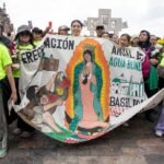 peregrinos en la Basílica de Guadalupe