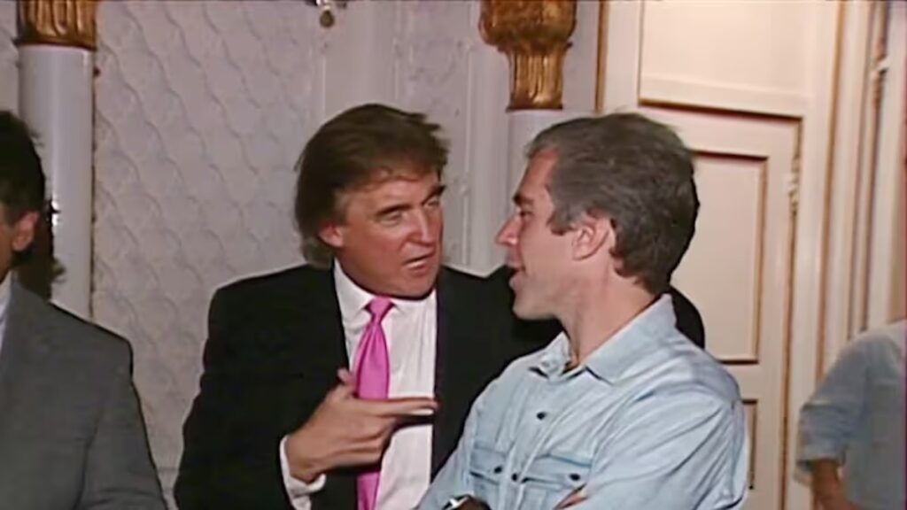 Trump voló 'varias veces' en avión privado de Epstein, revelan documentos