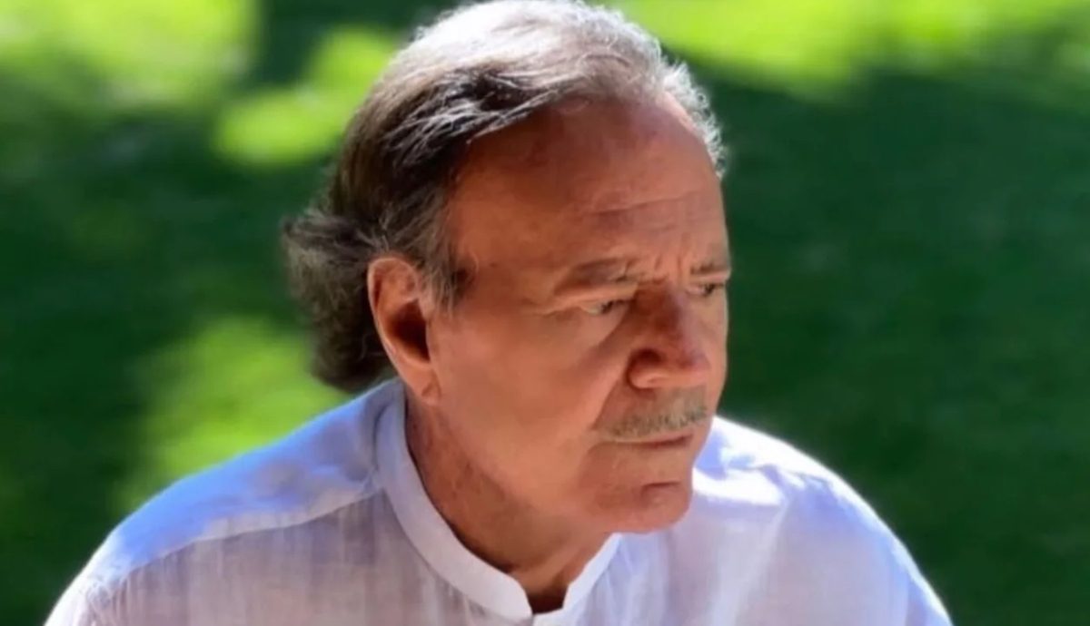 Julio Iglesias abuso