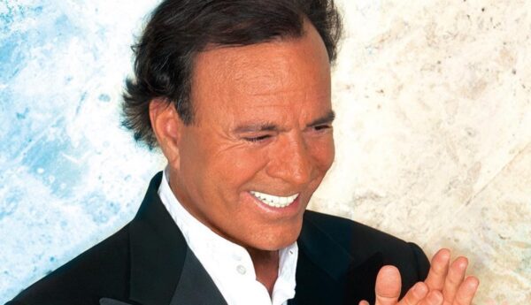 Julio Iglesias denuncia sexual empleadas