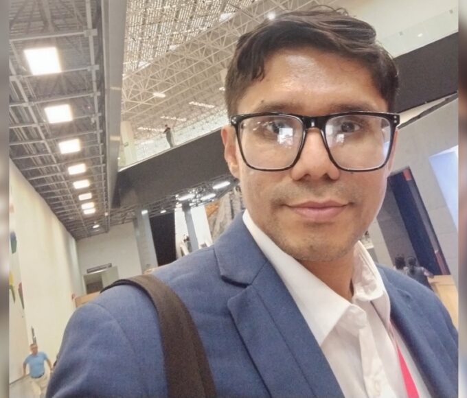 Leonardo Ariel Escobar maestro colombiano desaparecido Ibero Puebla