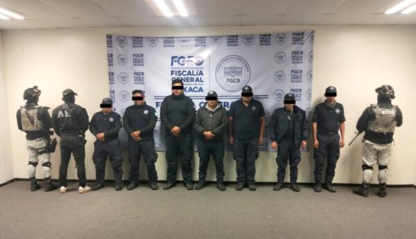 Policías municipales detenidos Oaxaca