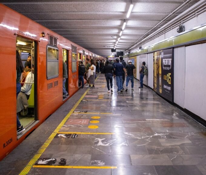 La Línea 3 del Metro de la Ciudad de México (CDMX) será remodelada. Foto: ProtoplasmaKid/Wikipedia Commons.